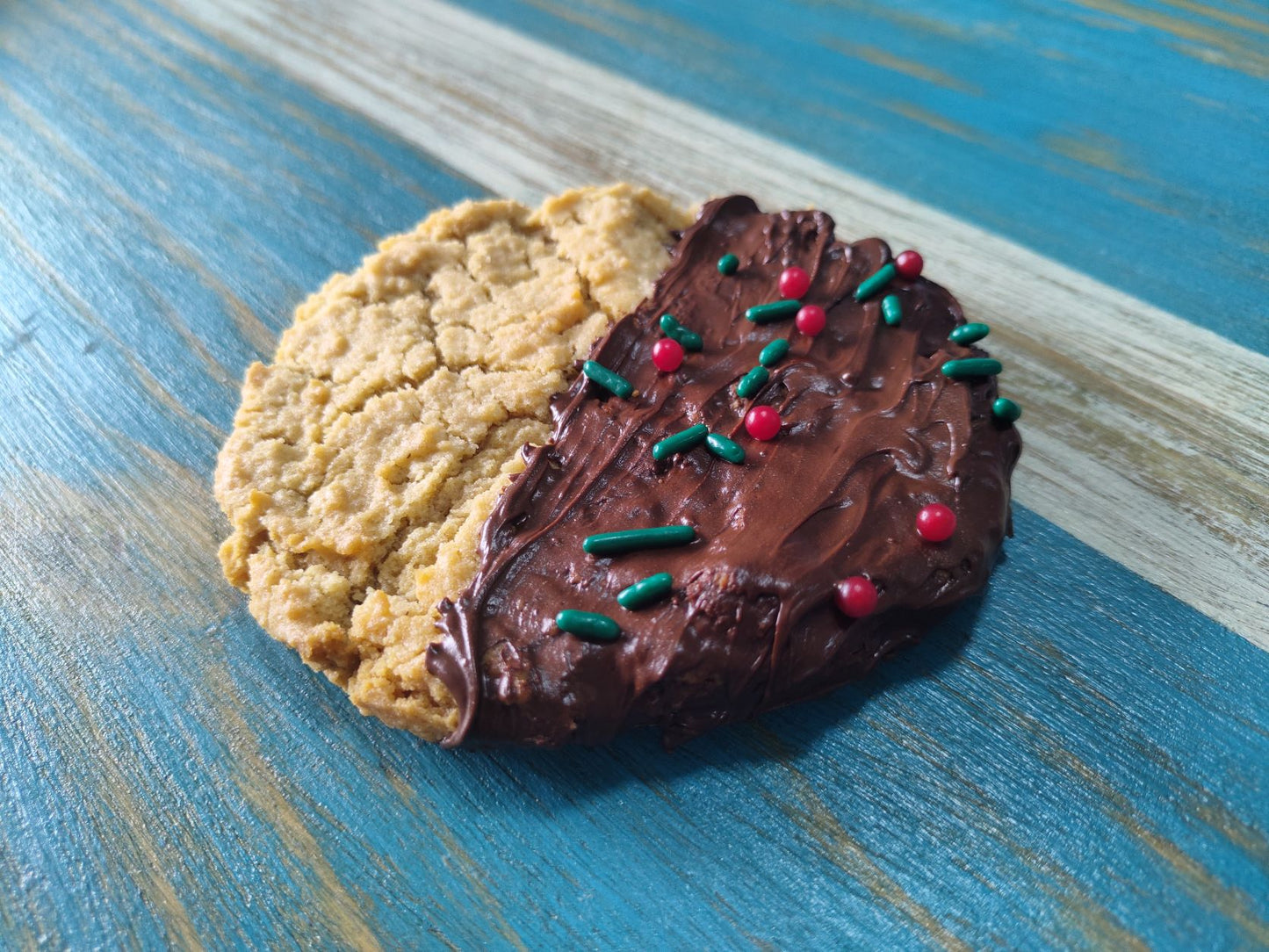 Peanut Butter and Chocolate Cookie-Minimum 4